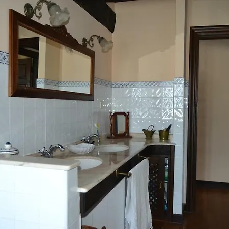 컨트리하우스 Casa Rural Noriega Entre Oyambre Y Comillas *