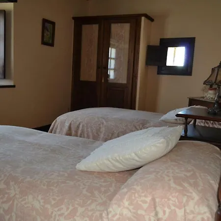 Casa Rural Noriega Entre Oyambre Y Comillas 컨트리하우스 Larteme
